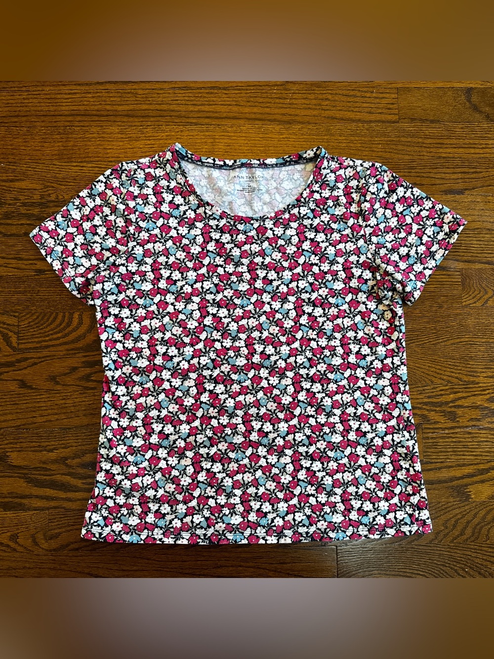 Ann Taylor Factory Floral Multicolor Knit Stretch Round Neck Tee Women's M